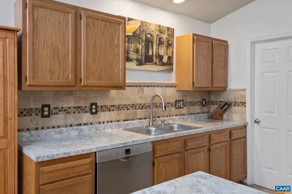 6 James River Road Palmyra VA 22963