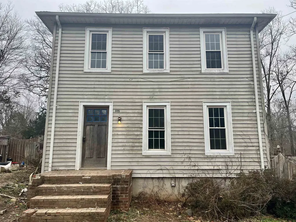 605 W Baker Street W Gordonsville VA 22942