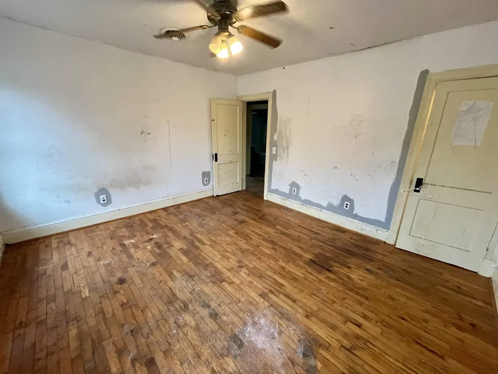 605 W Baker Street W Gordonsville VA 22942