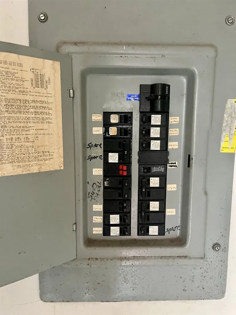 605 W Baker Street W Gordonsville VA 22942