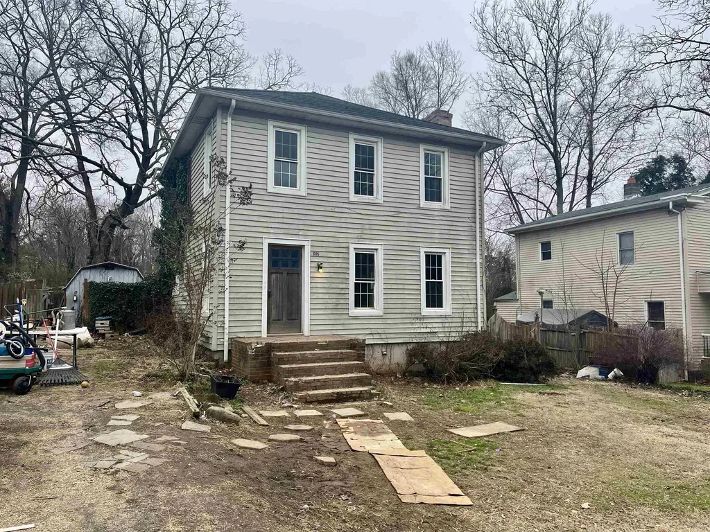 605 W Baker Street W Gordonsville VA 22942