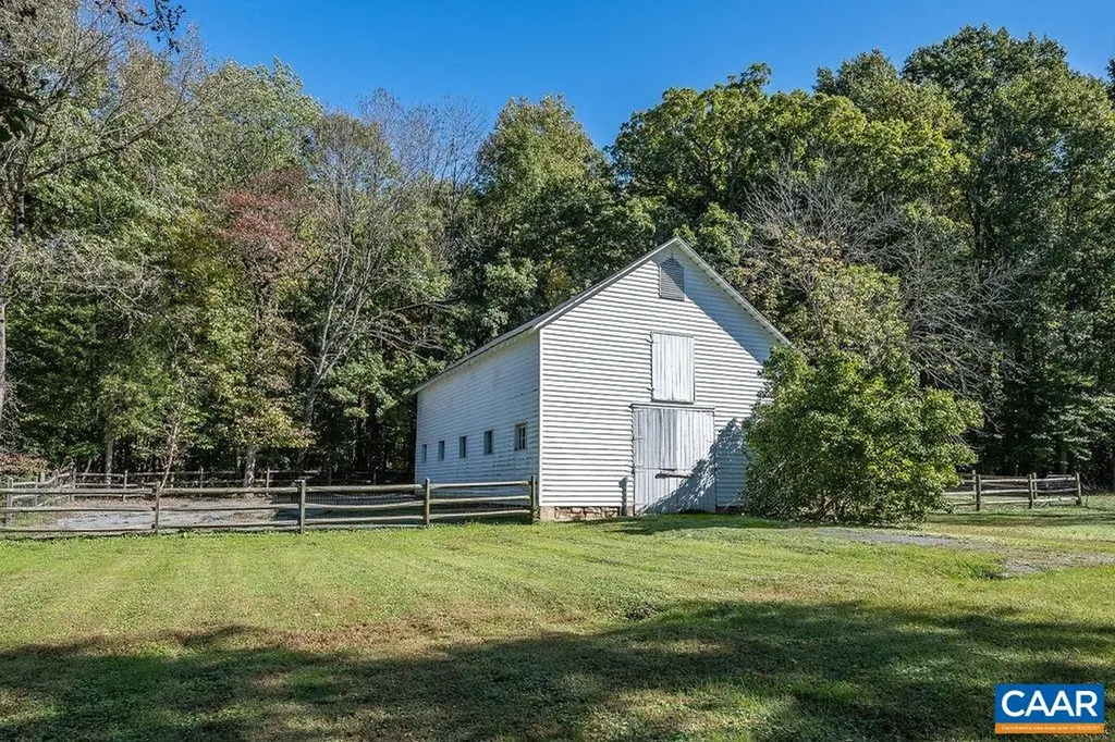 3535 Jack Jouett Road E Louisa VA 23093