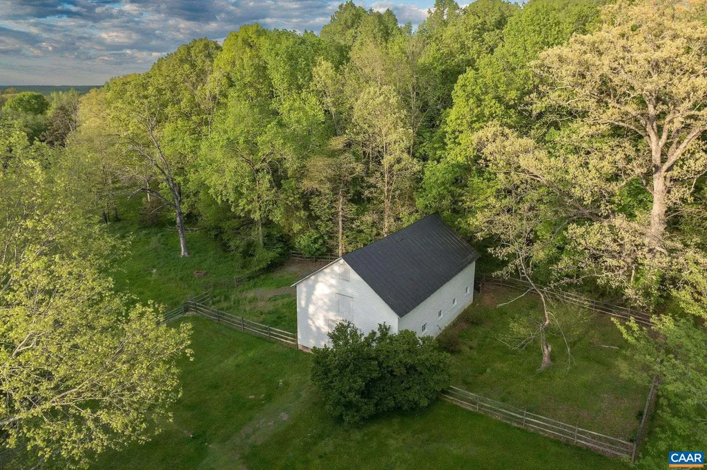 3535 Jack Jouett Road E Louisa VA 23093