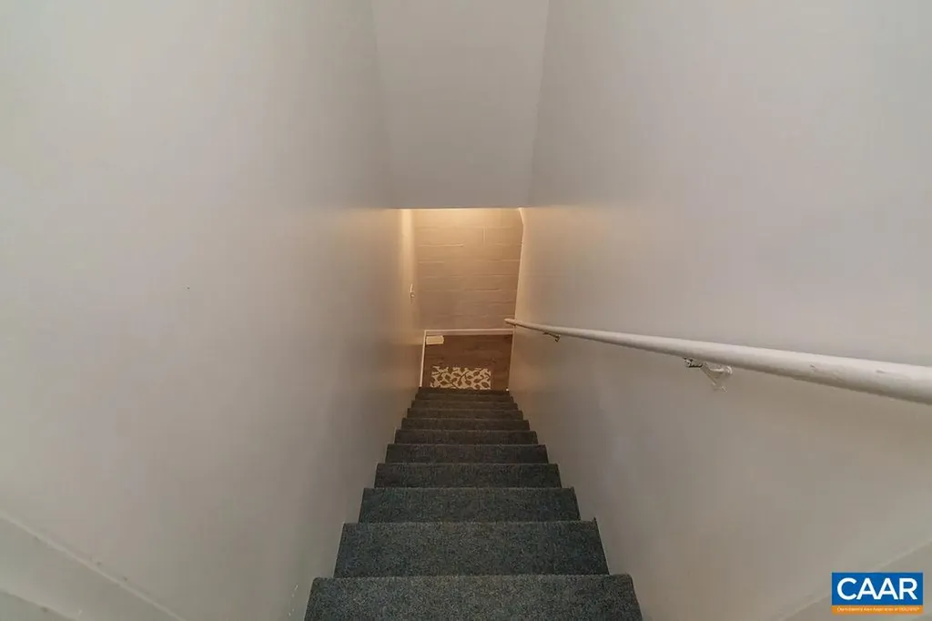 6920 Albevanna Spring Road Scottsville VA 24590