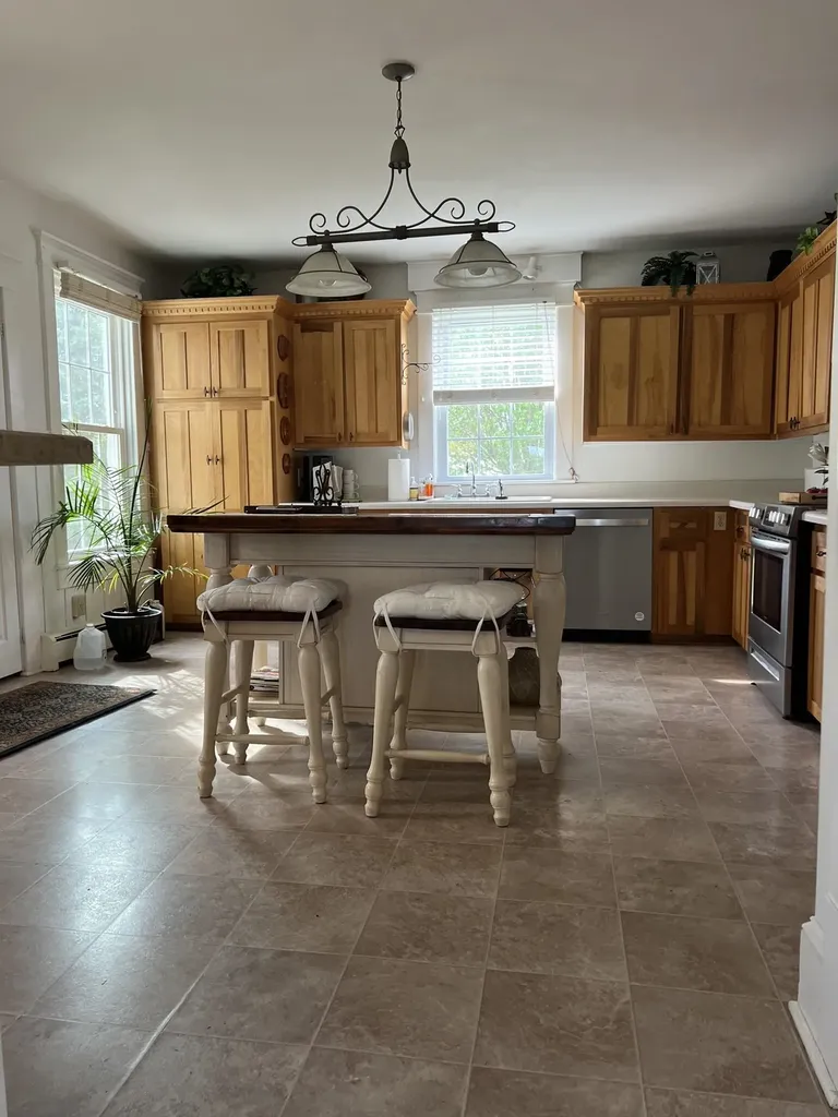 612 Dryden Road Churchville VA 24421