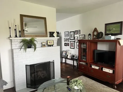 612 Dryden Road Churchville VA 24421