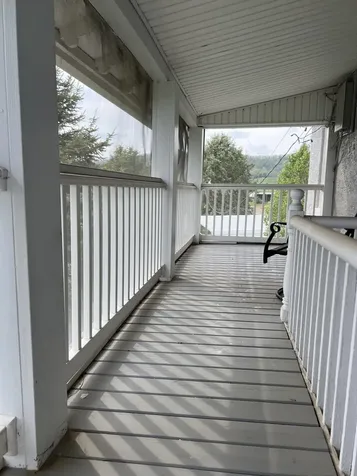 612 Dryden Road Churchville VA 24421