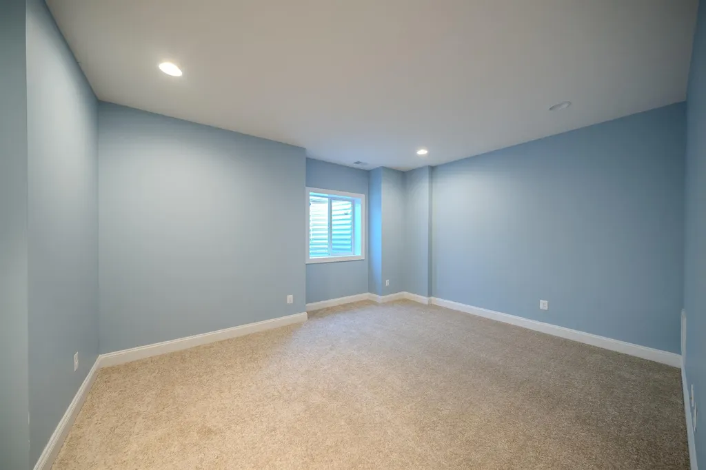 3263 Charleston Boulevard Rockingham VA 22801