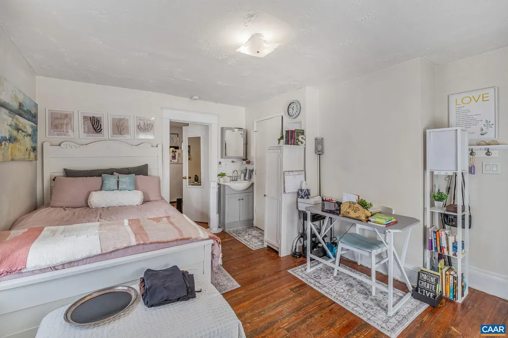 1001 Avon Street Charlottesville VA 22902