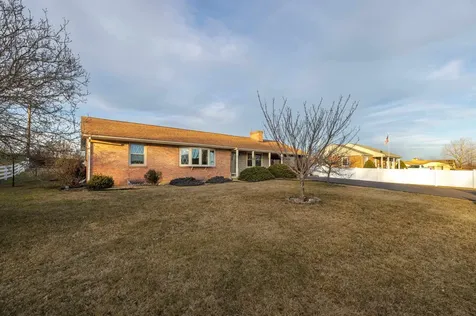 52 Skyline Avenue Stuarts Draft VA 24477