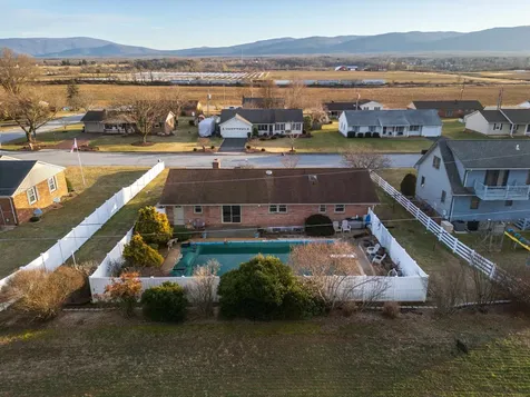 52 Skyline Avenue Stuarts Draft VA 24477