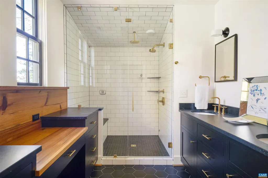 1535 Dairy Road Charlottesville VA 22903