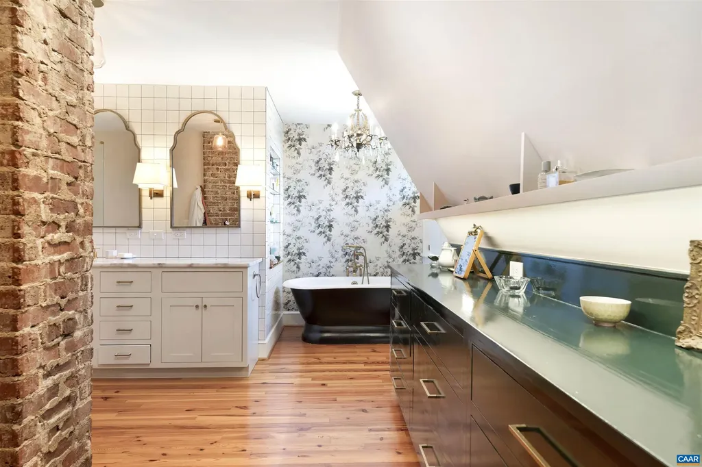 1535 Dairy Road Charlottesville VA 22903