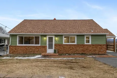 372 Frontier Drive Staunton VA 24401