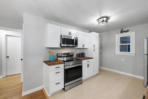 372 Frontier Drive Staunton VA 24401