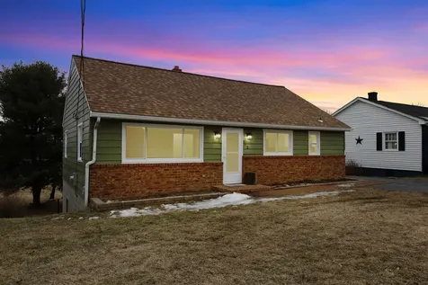 372 Frontier Drive Staunton VA 24401