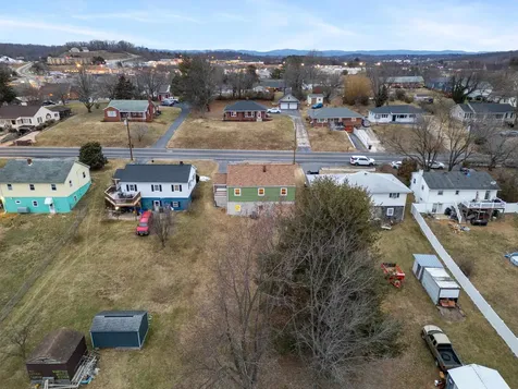 372 Frontier Drive Staunton VA 24401