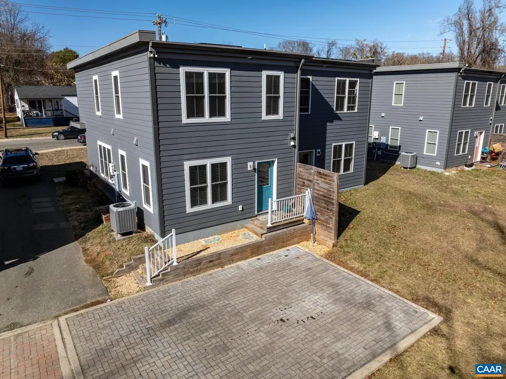 820 Nassau Street Charlottesville VA 22902