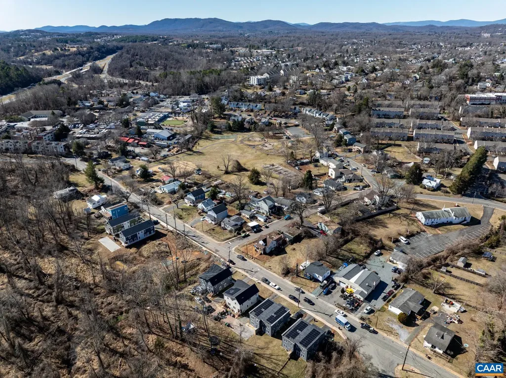 820 Nassau Street Charlottesville VA 22902