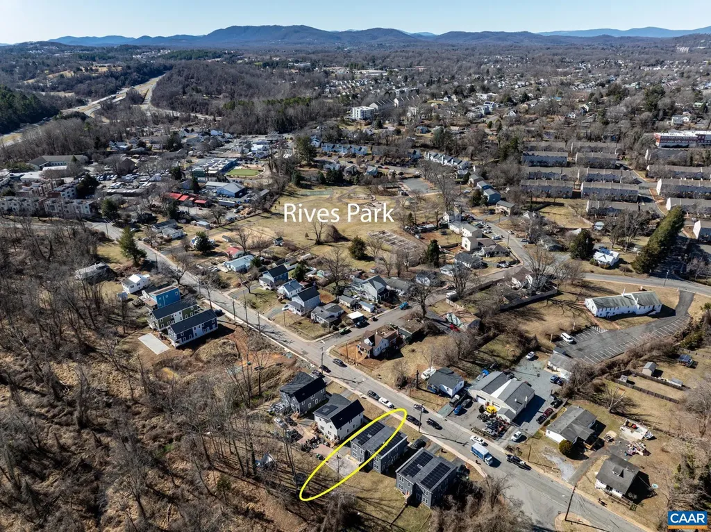 820 Nassau Street Charlottesville VA 22902