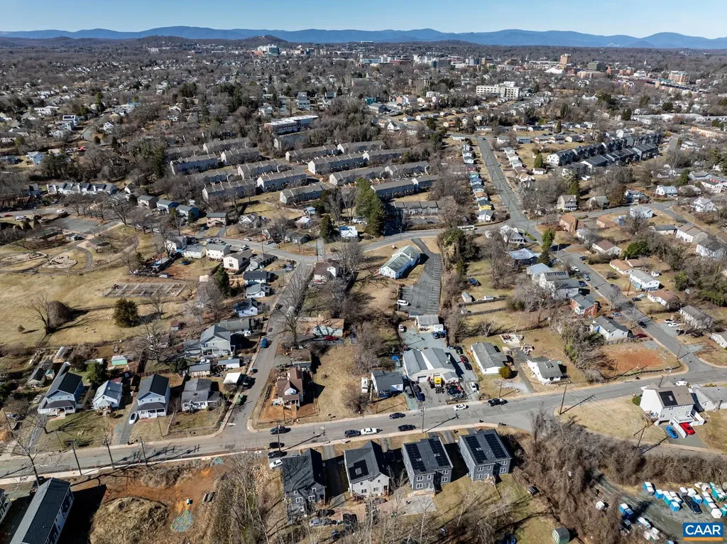 820 Nassau Street Charlottesville VA 22902