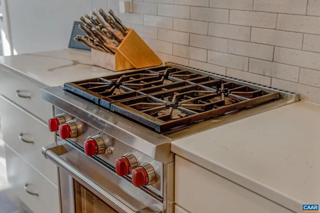 521 Lochlyn Hill Drive Charlottesville VA 22901