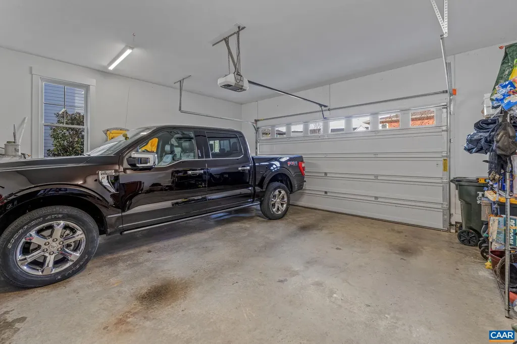 521 Lochlyn Hill Drive Charlottesville VA 22901