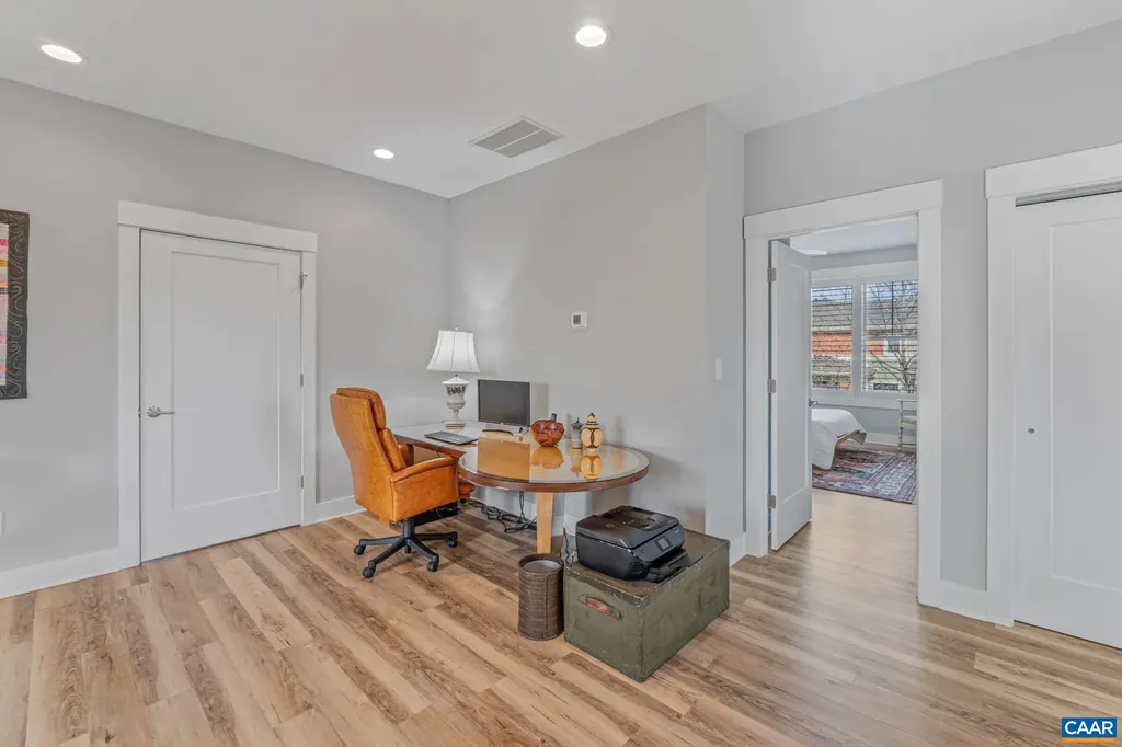 521 Lochlyn Hill Drive Charlottesville VA 22901