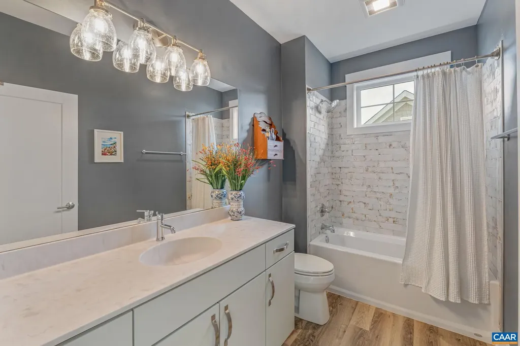 521 Lochlyn Hill Drive Charlottesville VA 22901