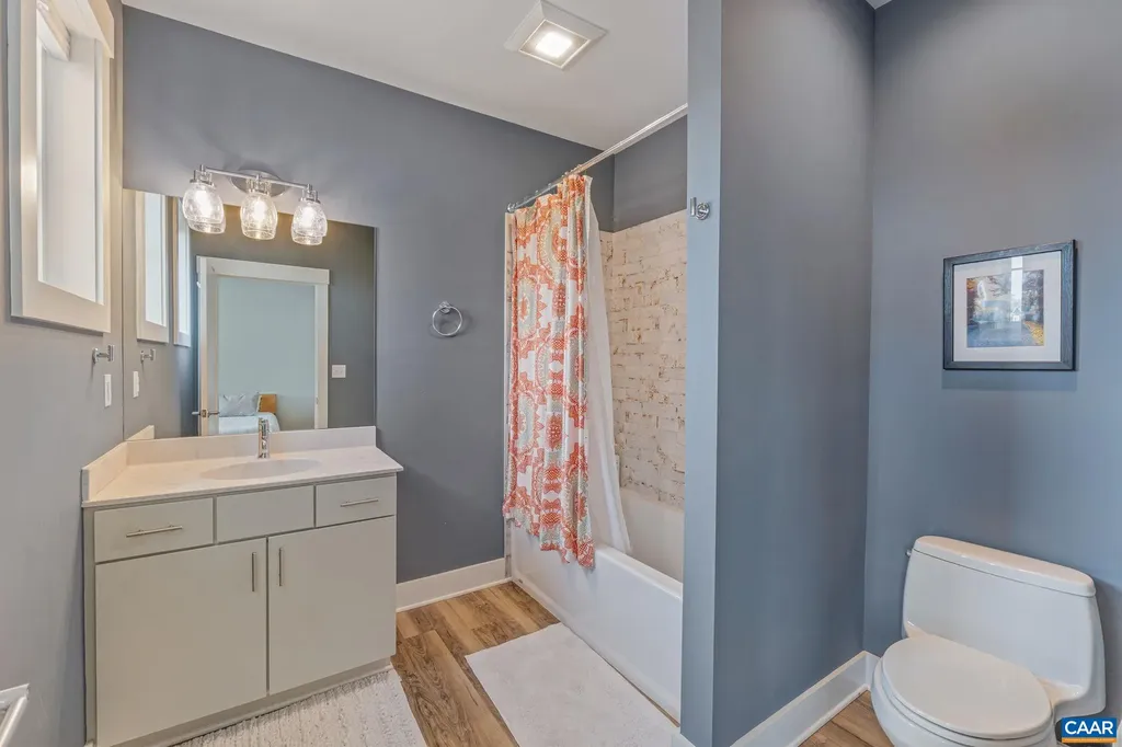 521 Lochlyn Hill Drive Charlottesville VA 22901