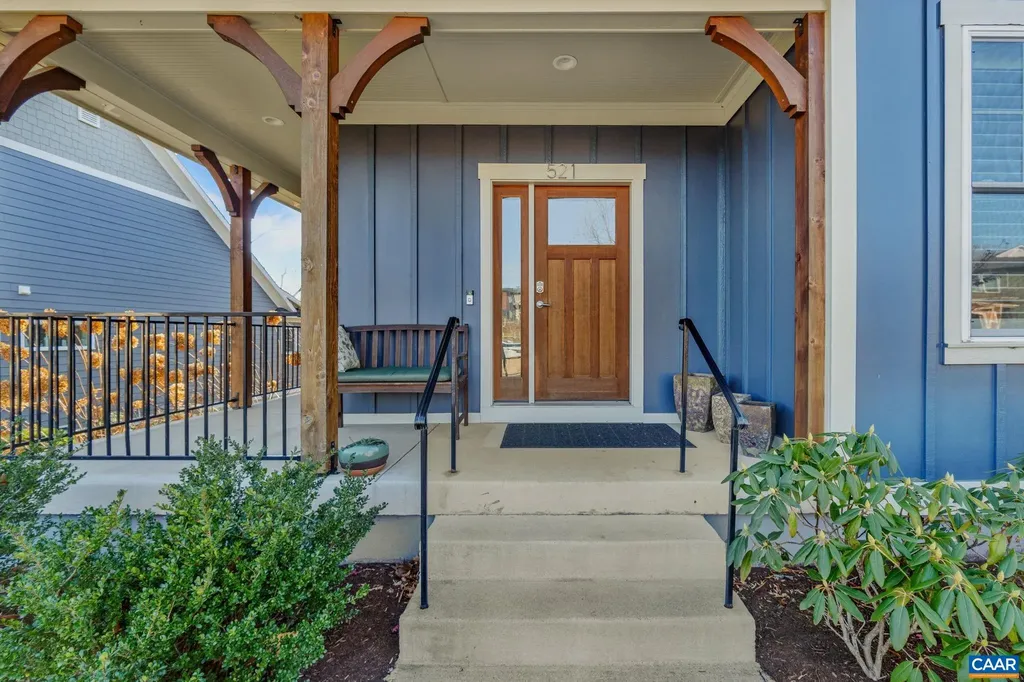 521 Lochlyn Hill Drive Charlottesville VA 22901