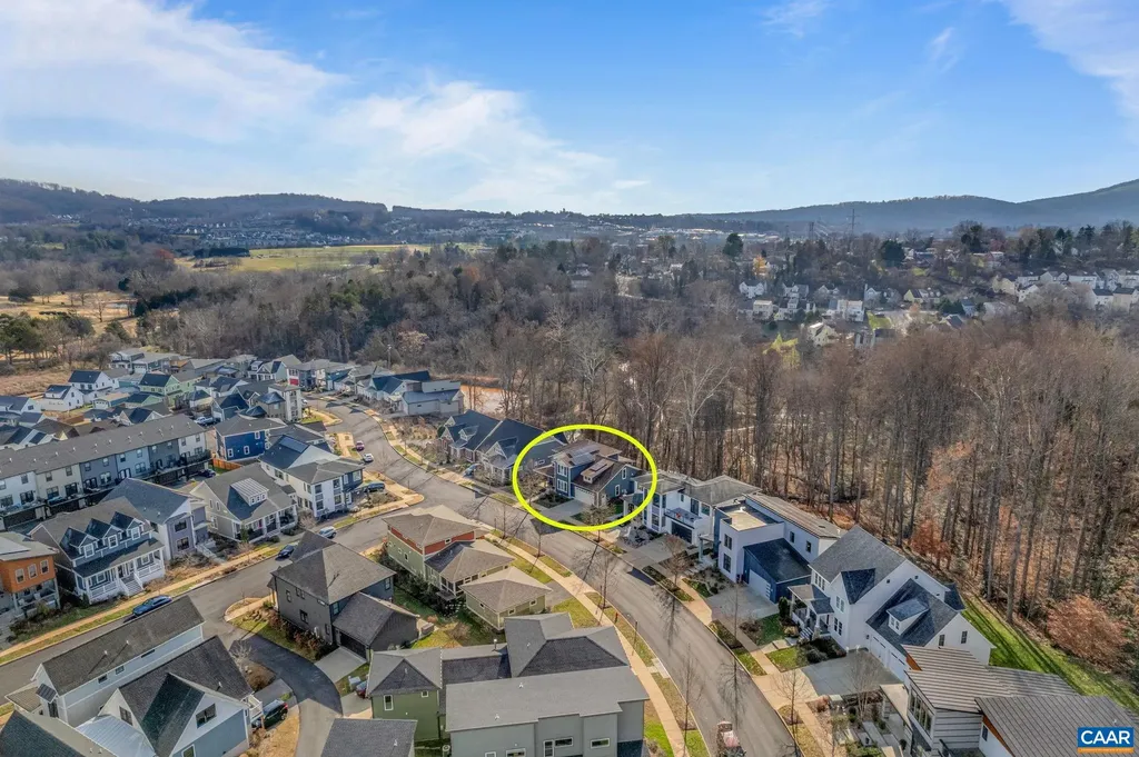 521 Lochlyn Hill Drive Charlottesville VA 22901