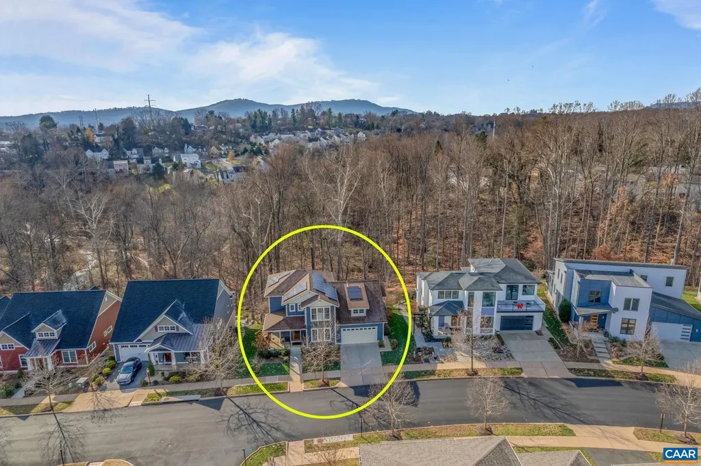 521 Lochlyn Hill Drive Charlottesville VA 22901