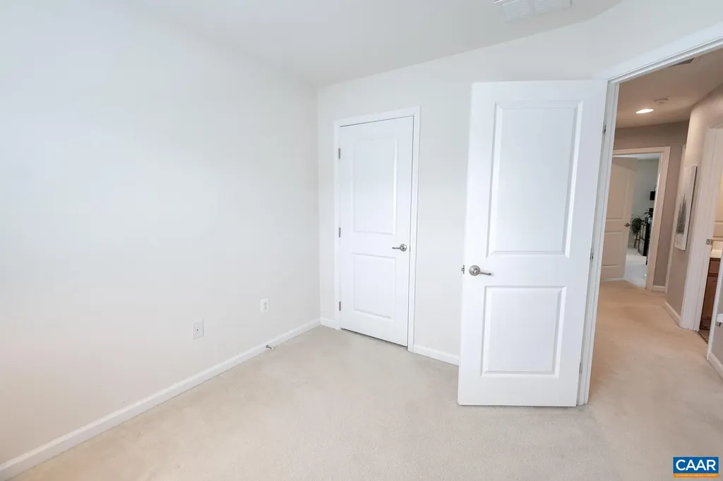 2171 Whispering Hollow Lane Charlottesville VA 22903