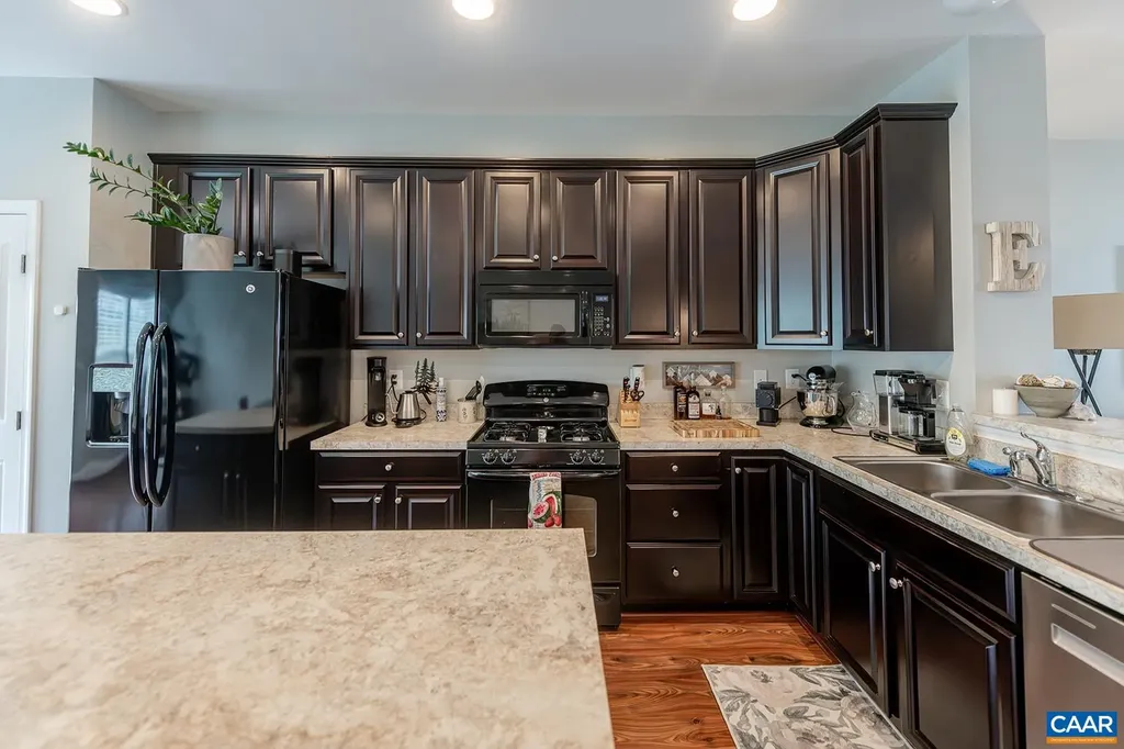 2171 Whispering Hollow Lane Charlottesville VA 22903