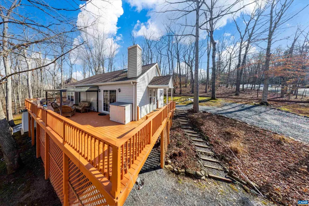 41 Bridlewood Drive Palmyra VA 22963