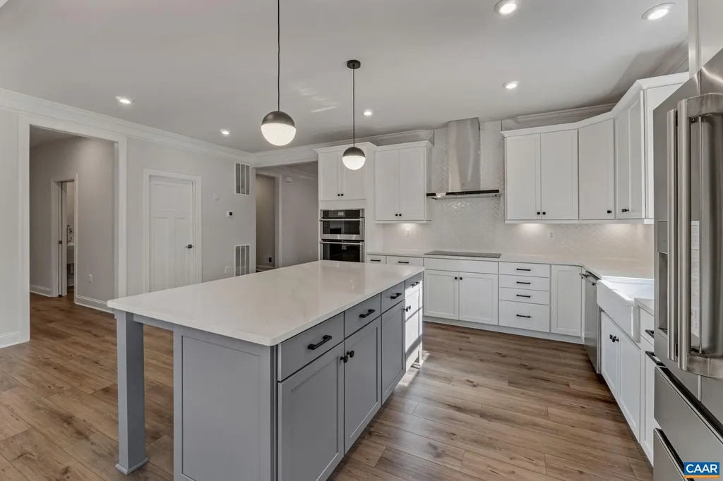 15 Palmer Place Zion Crossroads VA 22942
