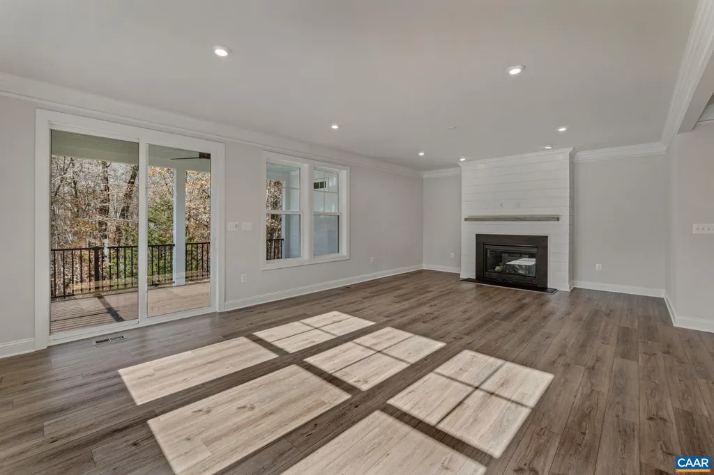 15 Palmer Place Zion Crossroads VA 22942