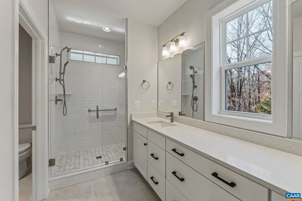 15 Palmer Place Zion Crossroads VA 22942