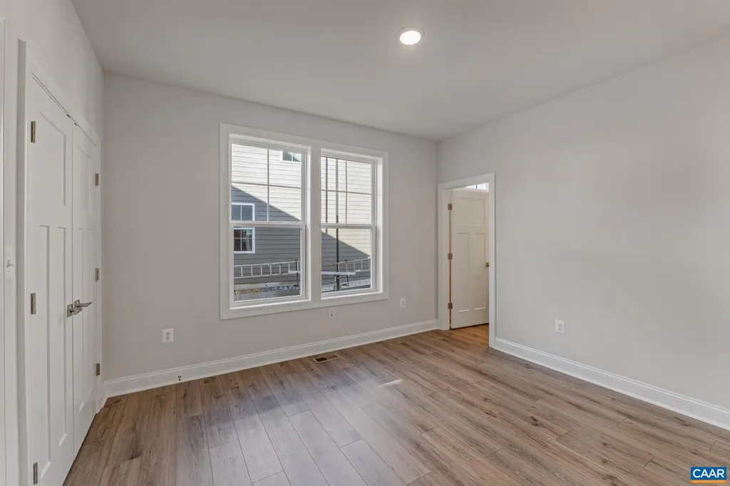 15 Palmer Place Zion Crossroads VA 22942