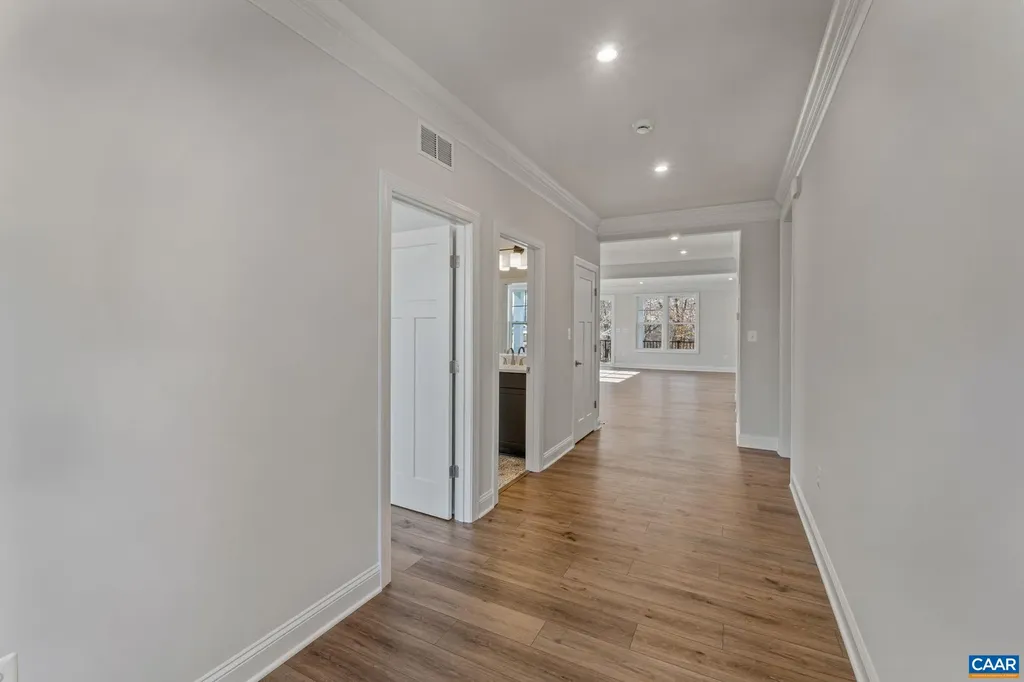 15 Palmer Place Zion Crossroads VA 22942