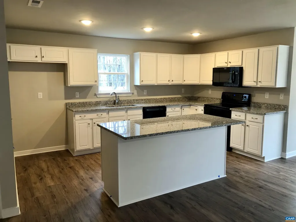 883 Pinehurst Drive Gordonsville VA 22942