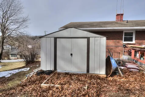 1114 Preston Drive Staunton VA 24401