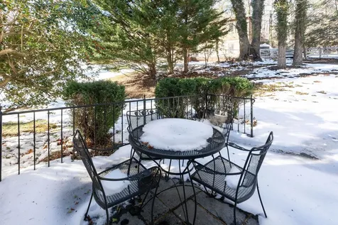 60 Woodland Drive Staunton VA 24401