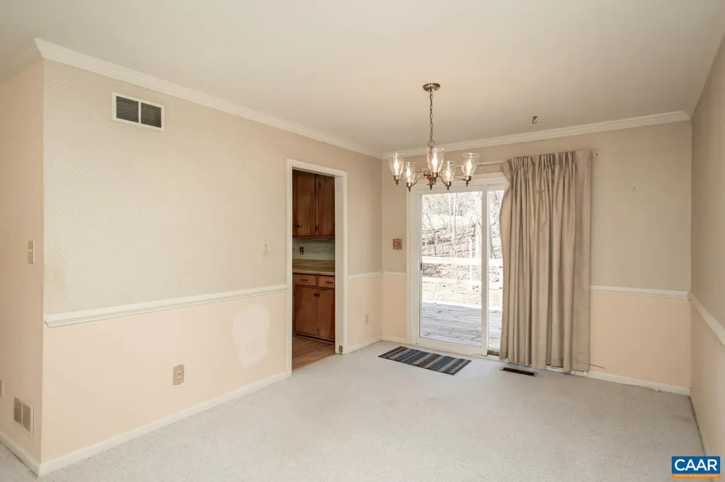 207 Pineridge Lane Charlottesville VA 22911