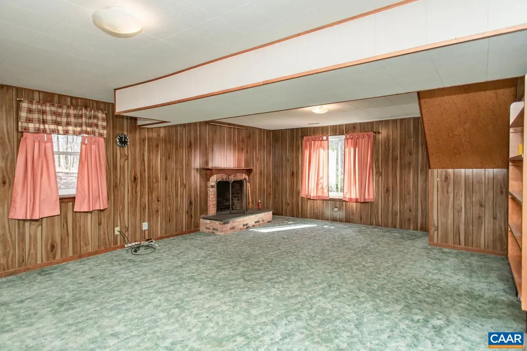 207 Pineridge Lane Charlottesville VA 22911