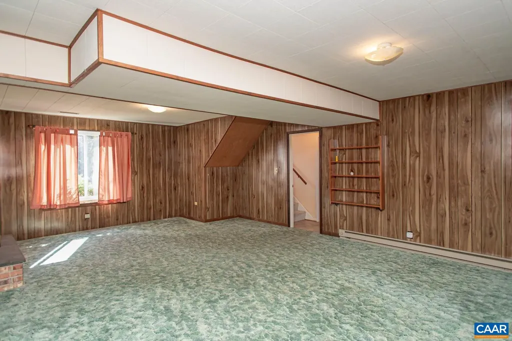 207 Pineridge Lane Charlottesville VA 22911