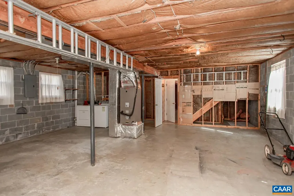 207 Pineridge Lane Charlottesville VA 22911