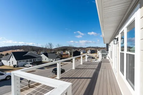 39 Mcilwee Lane Staunton VA 24401