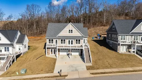 39 Mcilwee Lane Staunton VA 24401